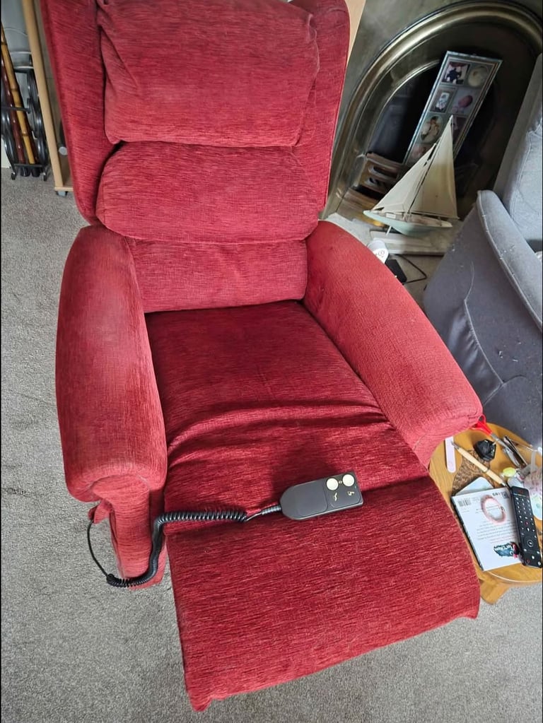 Can deliver red electric riser recliner armchair mobility chair lift tilt sit to stand up