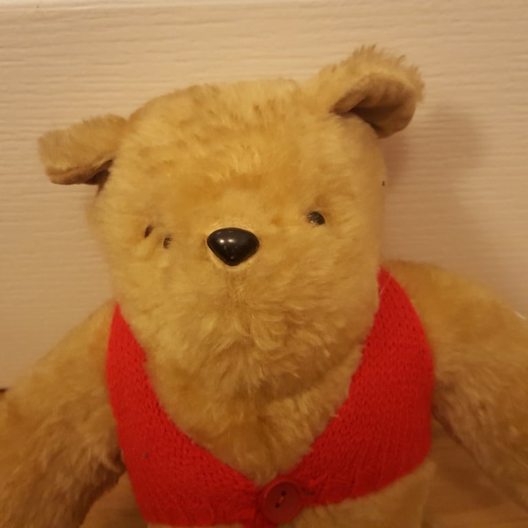 GABRIELLE WINNIE THE POOH SOFT TOY 10 INCH BEAR WITH  TAG