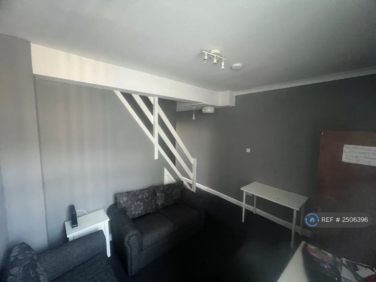 4 bedroom house in Harford Street, Middlesbrough, TS1 (4 bed) (#2506396)