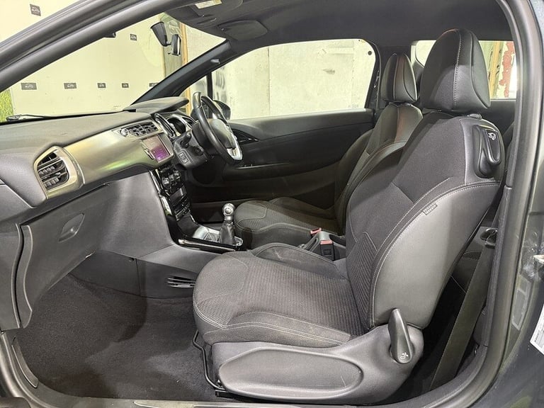 2017 DS Automobiles DS 3 1.2 PureTech Chic Hatchback 3dr Petrol Manual Euro 6 (82 ps) Hatchback P...