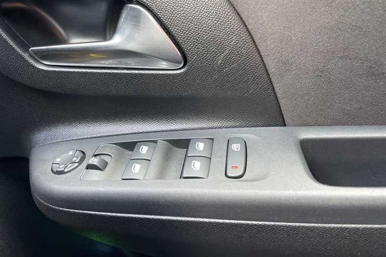 2025 Vauxhall Corsa 1.2 Turbo Ultimate Hatchback 5dr Petrol Manual Euro 6 (s/s) (100 ps) Hatchbac...