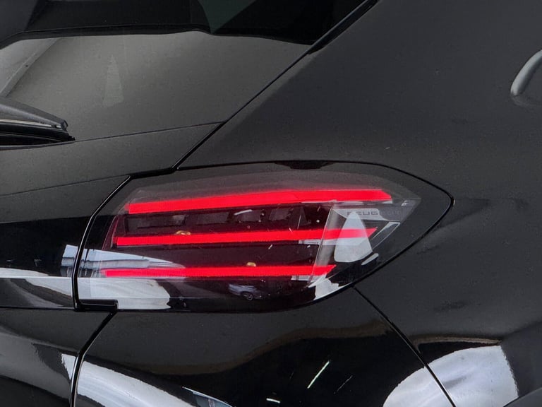 2025 Peugeot 208 1.2 Hybrid 136 GT 5dr e-DSC6 HATCHBACK PETROL Automatic