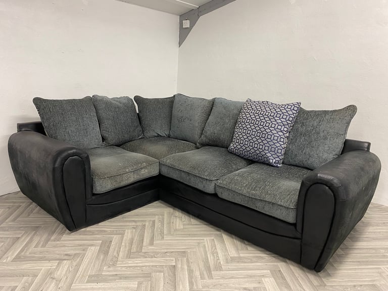 image for Smal grey fabric corner sofas 