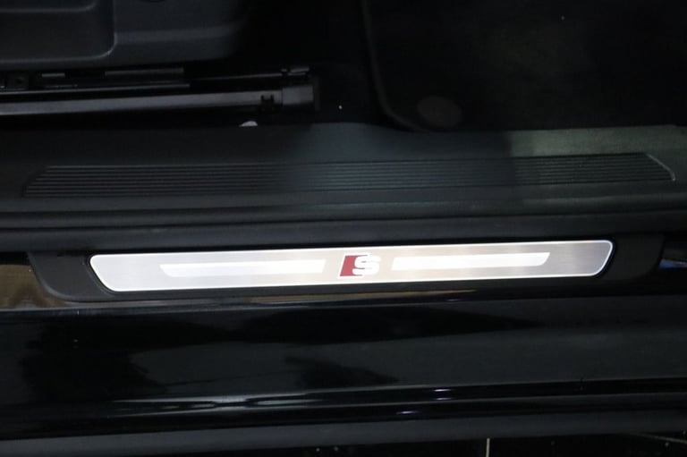 2023 Audi Q4 e-tron 35 S line SUV 5dr Auto 55kWh (APPLE CAR PLAY) ESTATE ELECTRIC Automatic