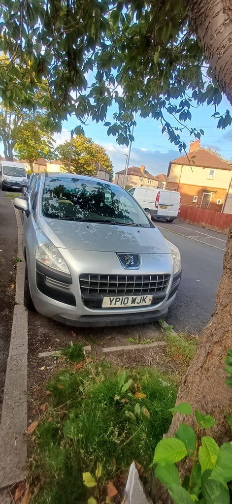 Peugeot, 3008, Hatchback, 2010, Manual, 1560 (cc), 5 doors