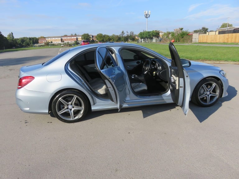 2014 Mercedes-Benz C Class 2.1 C220 BlueTEC AMG Line G-Tronic+ Euro 6 (s/s) 4dr SALOON Diesel Aut...