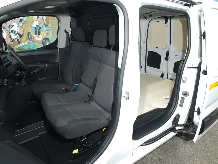 2024 Citroën Berlingo 1000 M Driver Edition BlueHDi 100PS S&S L1 Small Panel Van