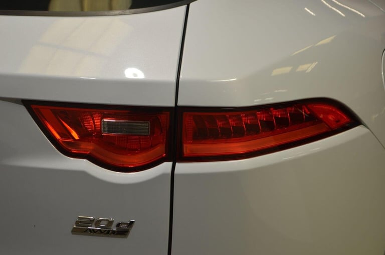 JAGUAR F-PACE 2.0 D180 Chequered Flag Auto AWD Euro 6 (s/s) 5dr 2019