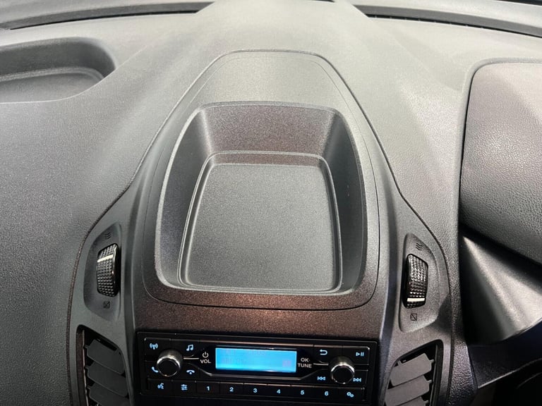 2020 Ford Transit Connect 1.5 230 EcoBlue Leader Crew Van L2 Euro 6 (s/s) 6dr Combi Van Diesel Ma...