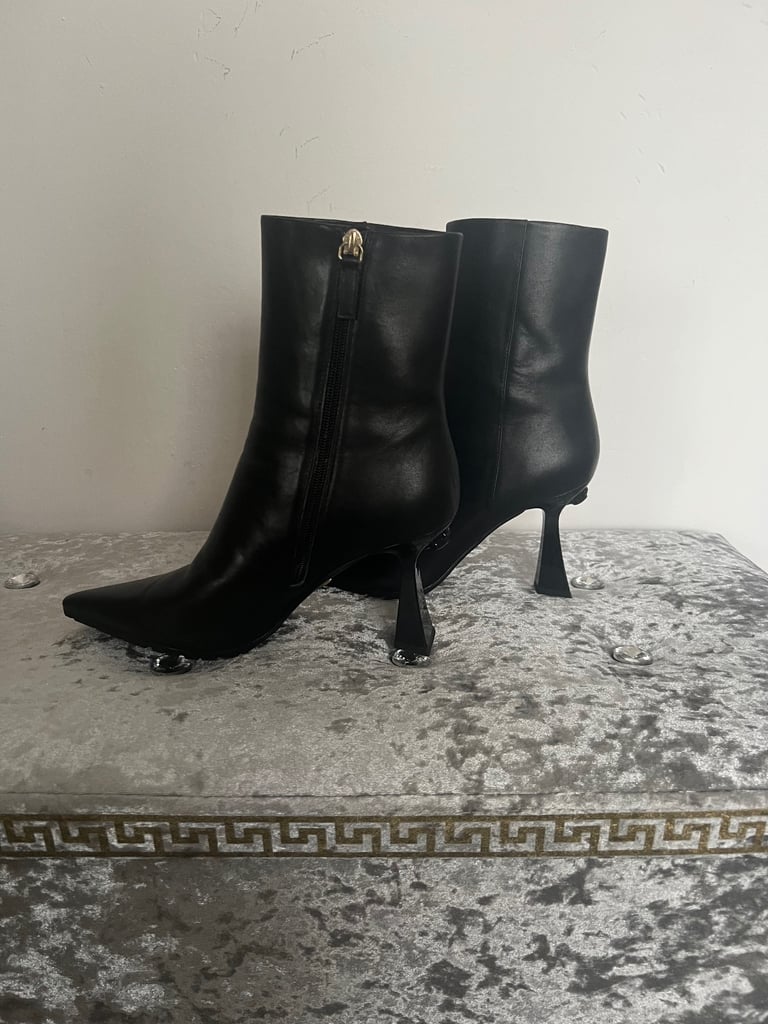 image for KURT GEIGER High heels 