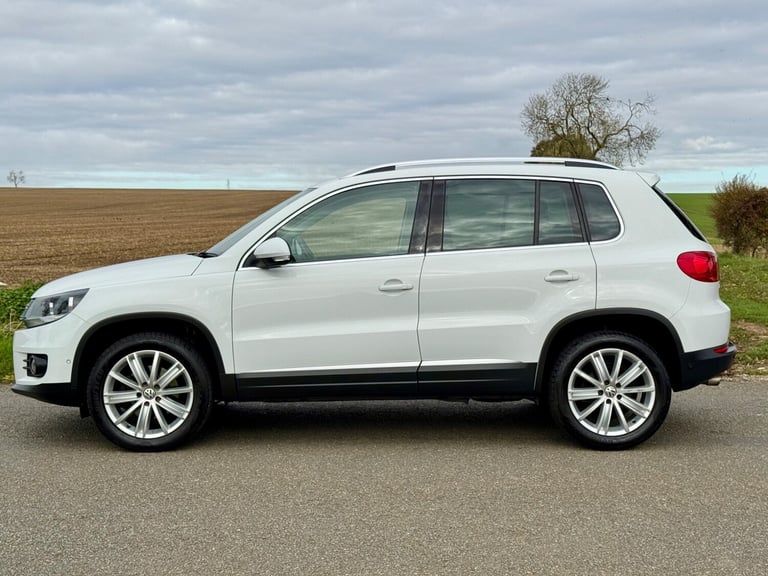 2016 Volkswagen Tiguan 2.0 TDi BlueMotion Tech Match Edition 150 5dr ESTATE DIESEL Manual