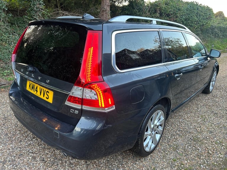 VOLVO V70 2.4 D5 SE Lux 2014
