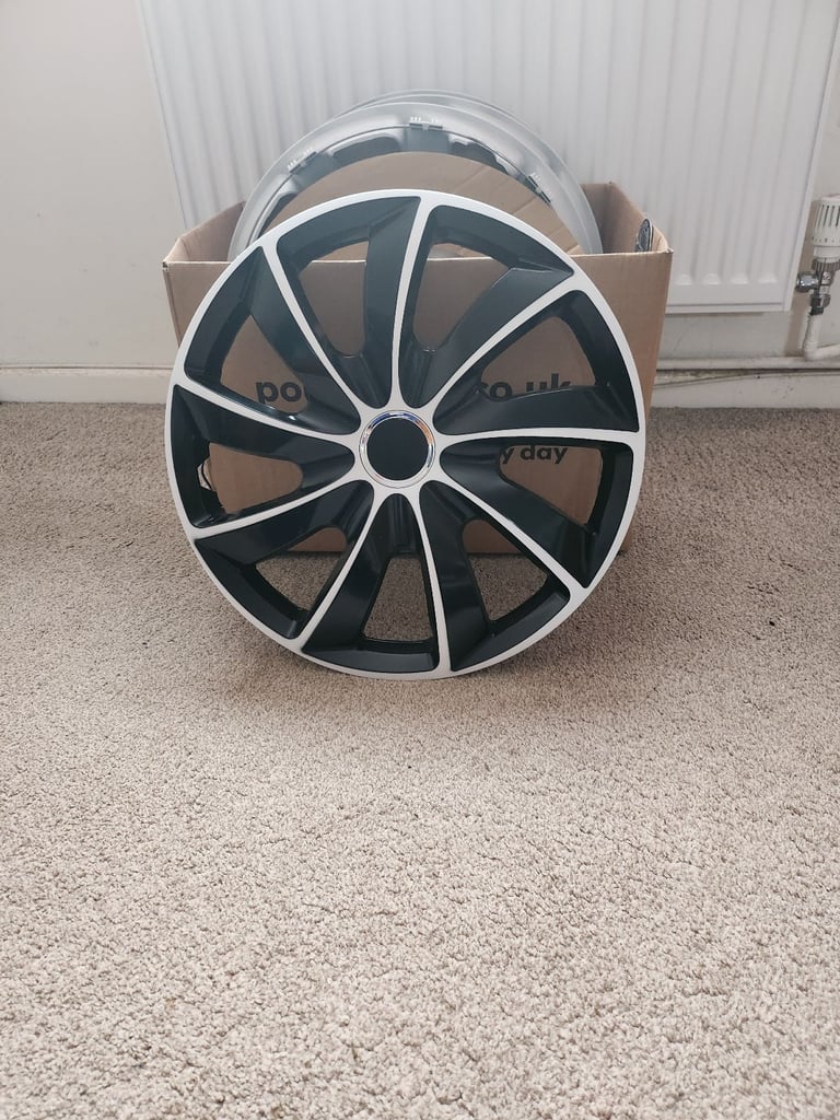 image for Brand new hub caps