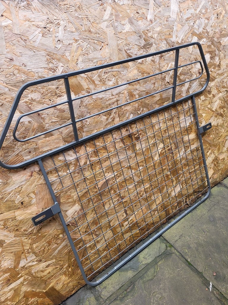 Genuine Land Rover dog guard for Freelander one