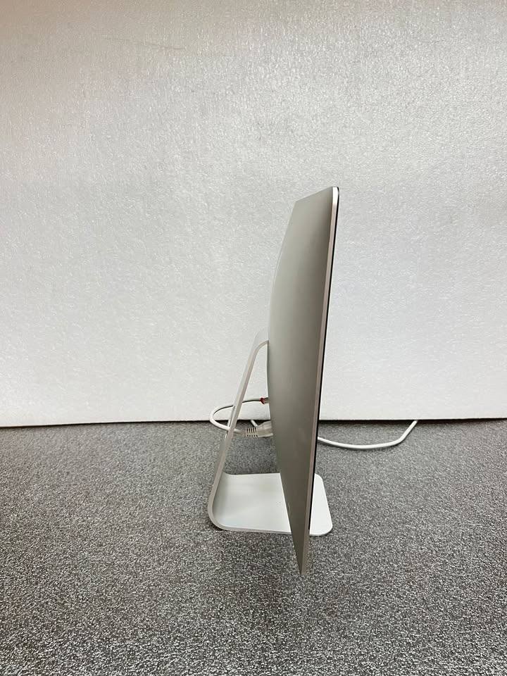 24 inch Apple IMac 4k LATEST OSX with All Latest Features Slim Edition