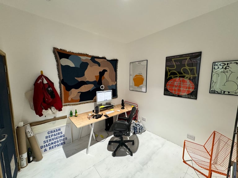 Creative Space | Office | Commercial Unit | Artist Studio In Leytonstone East London E10