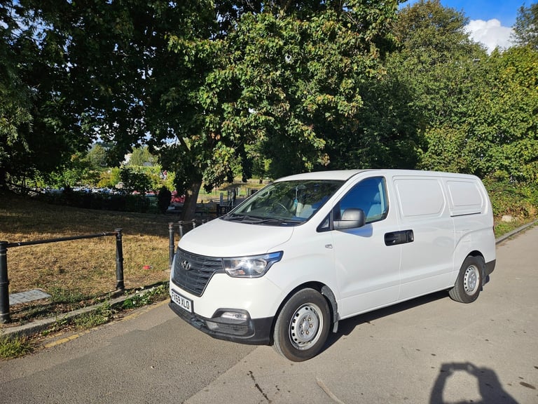 2019 Hyundai Iload 2.5 CRDi 116ps SE Van [6] Euro 6  PANEL VAN Diesel Manual