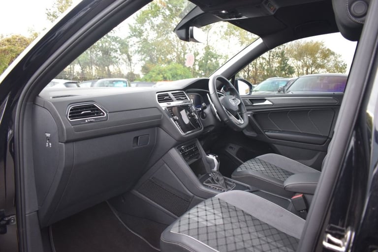 2024 Volkswagen Tiguan Allspace 1.5 TSI R-Line SUV 5dr Petrol DSG Euro 6 (s/s) (150 ps) ESTATE Pe...