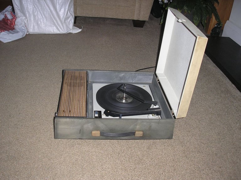Retro record player, 1960's / 70's, clean condition from smoke & pet free home.