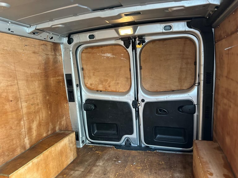2019 Renault Trafic 1.6 dCi ENERGY 27 Business+ SWB Standard Roof Euro 6 (s/s) 5dr PANEL VAN Dies...