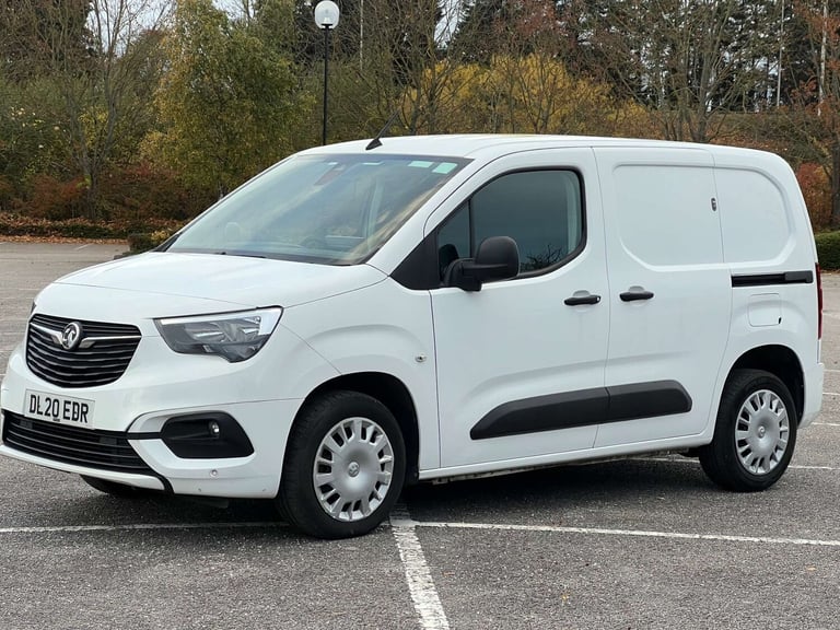 2020 Vauxhall Combo 1.5 Combo 2000 Sportive S/S Panel Van Diesel Manual