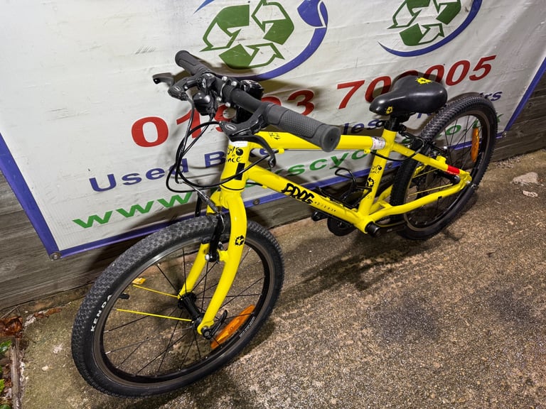 Frog 55 20” Wheel Kids Bike. Yellow No3. £200 (£400 new). Excellent condition!