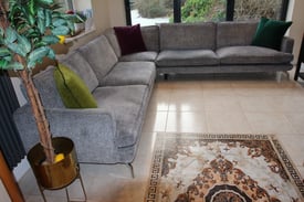 Great large corner sofa suite 