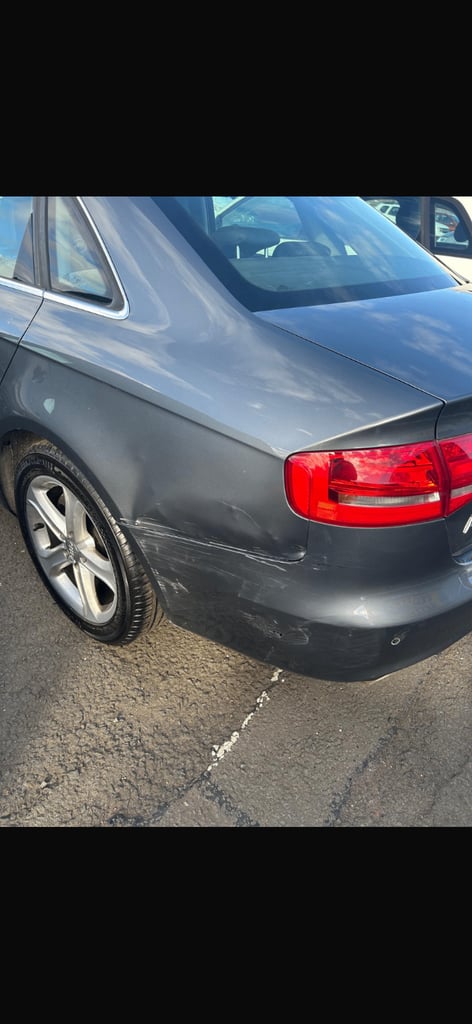 Audi, A4, Saloon, 2014, Manual,1968 (cc), 4 doors