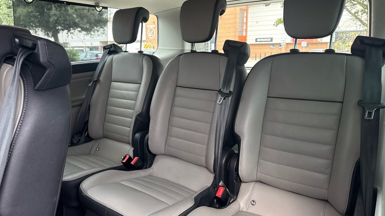 2022 Ford Tourneo Custom 2.0 EcoBlue 150ps Low Roof 8 Seater Titanium MPV DIESEL Manual