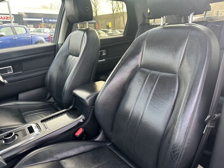 2017 Land Rover Discovery Sport 2.0 TD4 SE Tech SUV 5dr Diesel Manual 4WD Euro 6 (s/s) (180 ps) E...