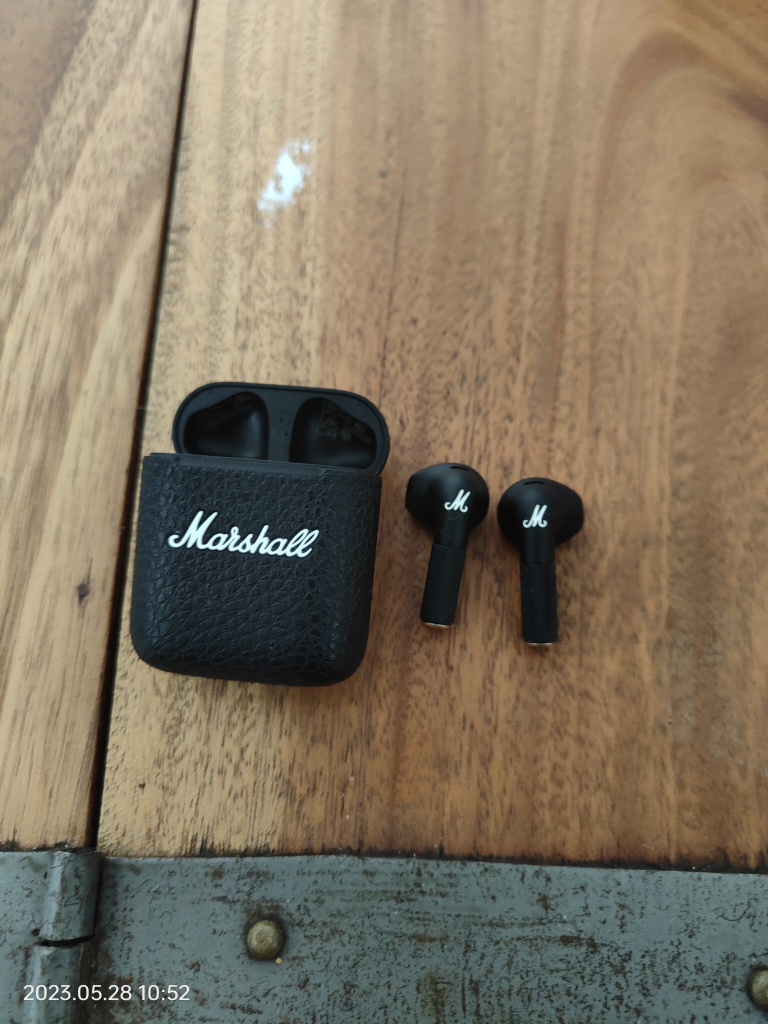 Marshall wireless ear buds