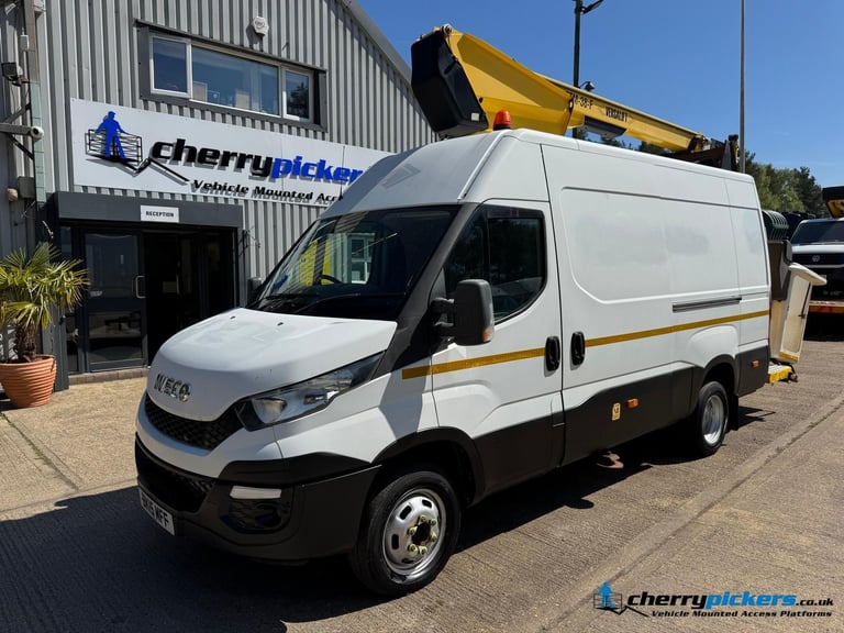 2015 Iveco Daily Versalift ETM38 Access Platform Cherry Picker - 14.2 Metre
