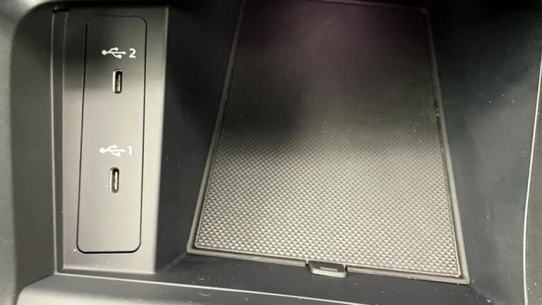 2023 Audi Q3 Black Edition 35 TFSI  150 PS 6-speed Manual SUV Petrol Manual