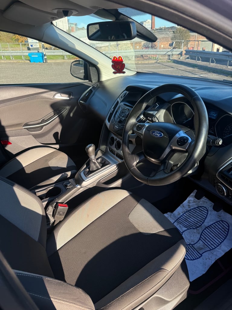 Ford, FOCUS, Hatchback, 2013, Manual, 998 (cc), 5 doors