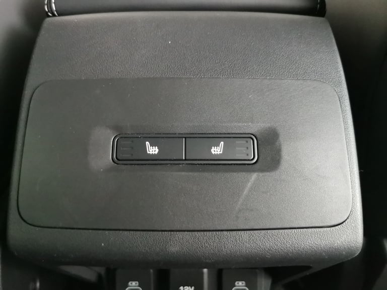 2024 Jaguar I-Pace 400 90kWh R-Dynamic HSE Black SUV 5dr Electric Auto 4WD (400 ps) - HEAT AND Su...