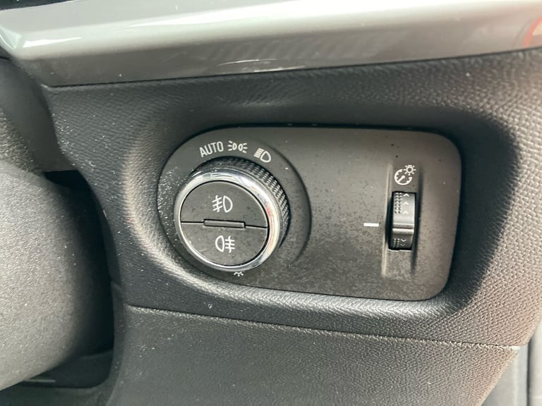 2023 Vauxhall Mokka 100kW Ultimate 50kWh 5dr Auto SUV ELECTRIC Automatic