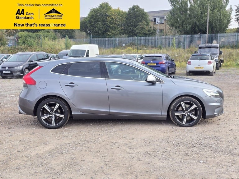 2017 Volvo V40 1.5 T3 R-Design Nav Plus Hatchback 5dr Petrol Auto Euro 6 (s/s) (152 ps) Hatchback...