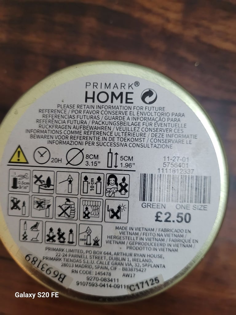 Primark Home Tahitian Vanilla Scented Candle in Tin - Green Cactus Design, 20 Hours