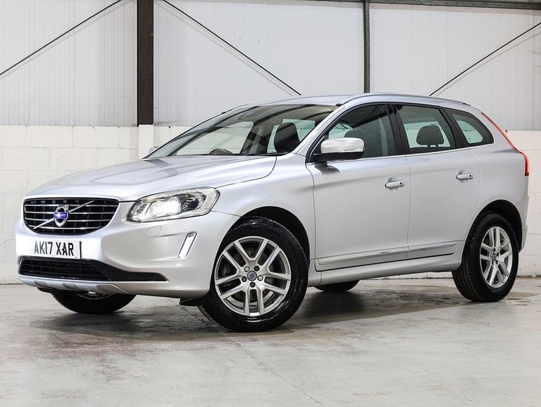 2017 Volvo XC60 D5 [220] SE Lux Nav 5dr AWD Geartronic ESTATE DIESEL Automatic