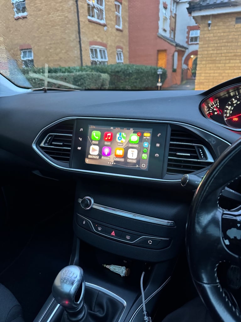 Peugeot, 308, Hatchback, 2018, Manual, 1199 (cc), 5 doors