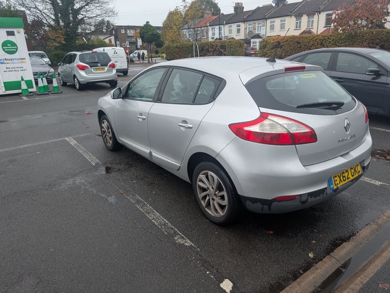 Renault, MEGANE, Hatchback, 2012, Manual, 1598 (cc), 5 doors