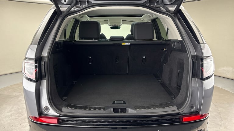 2023 Land Rover Discovery Sport 1.5 P300e 12.2kWh R-Dynamic SE SUV 5dr Petrol Plug-in Hybrid Auto...