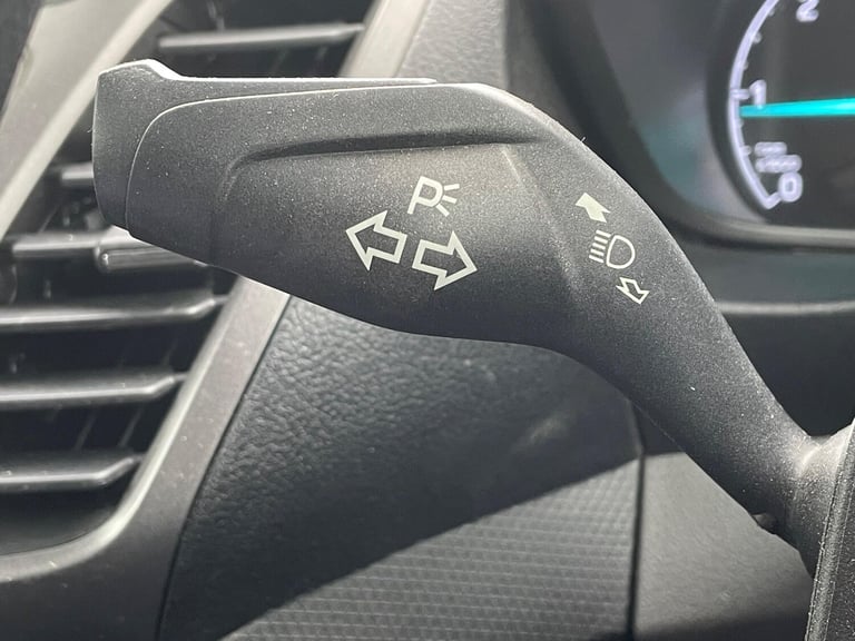 2019 Ford Transit Connect 1.5 220 EcoBlue Trend L1 Euro 6 (s/s) 5dr PANEL VAN Diesel Manual