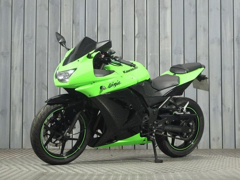 2010 10 KAWASAKI NINJA 250R