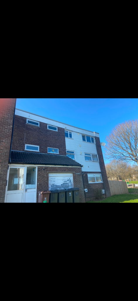 One bedroom flat on Glenwood , llanedyrn to rent