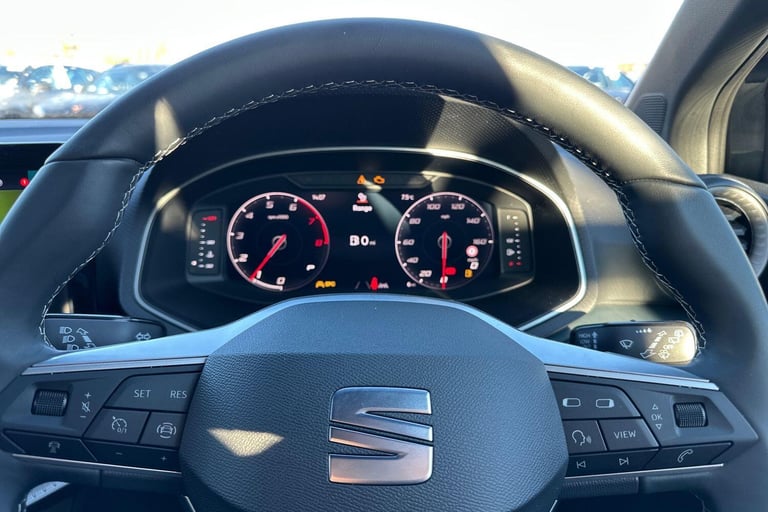 2025 SEAT Arona 1.0 TSI XPERIENCE Lux DSG Euro 6 (s/s) 5dr SUV PETROL Automatic