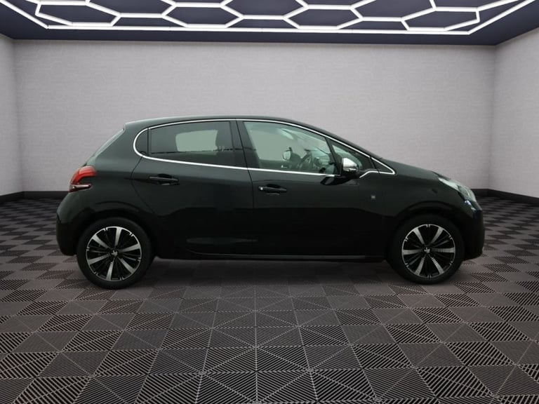 2019 Peugeot 208 1.2 PureTech Tech Edition Hatchback 5dr Petrol Manual Euro 6 (s/s) (110 ps) Hatc...