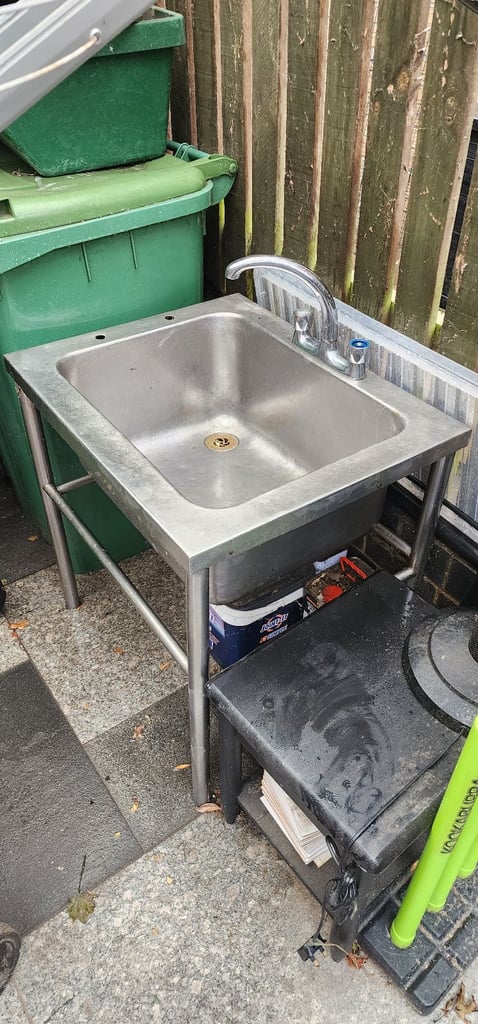 image for Free standing commercial stainless Steel sinks restaurant kitchen trailer outdoor catering 