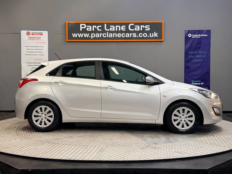 2015 Hyundai i30 1.4 S Hatchback 5dr Petrol Manual Euro 6 (100 ps) - SERVICE