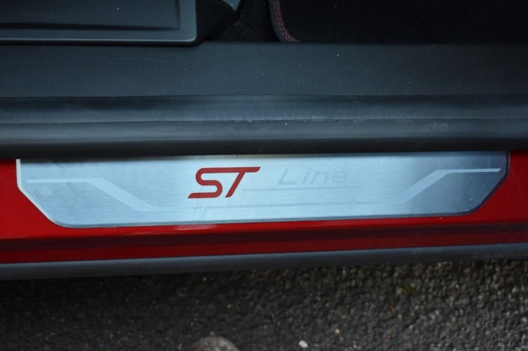 2025 Ford Puma 1.0T EcoBoost MHEV ST-Line X SUV 5dr Petrol Hybrid DCT Euro 6 (s/s) (155 ps Automatic